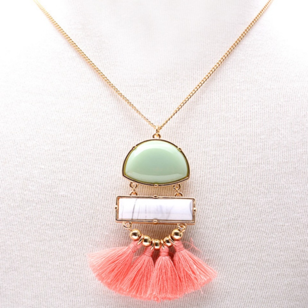 Faux Jade Cabochon Tassel Sweater Chain - Pink - Picture 2 of 5